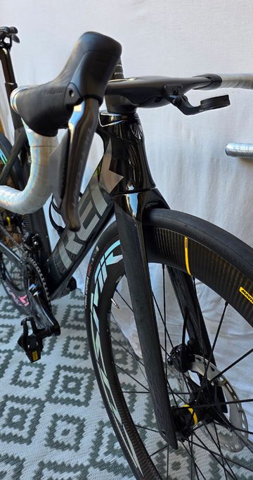 Brugt Trek Madone SLR 9 Custom Shimano Ultegra Di2 2024 Road & Gravel — billede 6 af 13