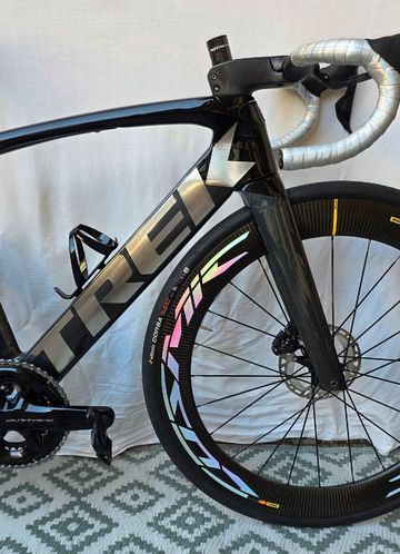 Brugt Trek Madone SLR 9 Custom Shimano Ultegra Di2 2024 Road & Gravel — billede 9 af 13