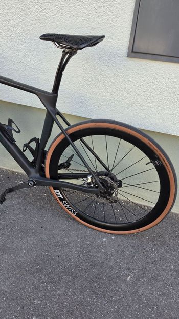 Used Canyon Endurace CFR AXS 2024 2024 Road & Gravel, Nero — image 7 of 11