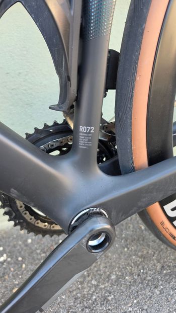Used Canyon Endurace CFR AXS 2024 2024 Road & Gravel, Nero — image 6 of 11