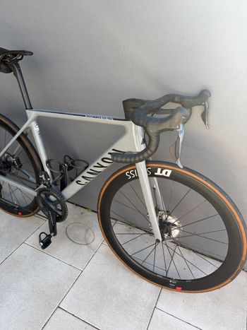 Used Canyon Ultimate CF SL 8 Disc Di2 2021 2021 Road & Gravel, Grigio chiaro — image 2 of 4