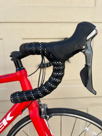 Used Trek Émonda ALR 4 2016 2016 Road & Gravel, Red — image 2 of 14