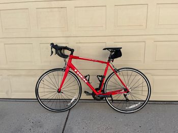 Used Trek Émonda ALR 4 2016 2016 Road & Gravel, Red — image 12 of 14