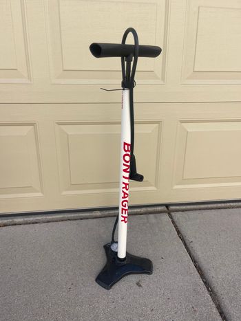 Used Trek Émonda ALR 4 2016 2016 Road & Gravel, Red — image 14 of 14