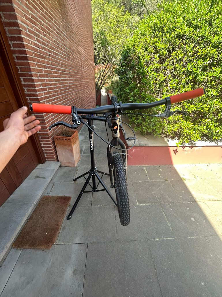 Used Monty Monty Custom Other 2021 Mountainbike, Hellgrau — image 4 of 6
