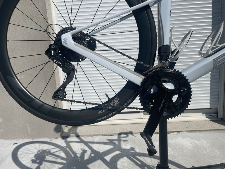 Used BMC Roadmachine FOUR 2024 2024 Road & Gravel — image 3 of 7