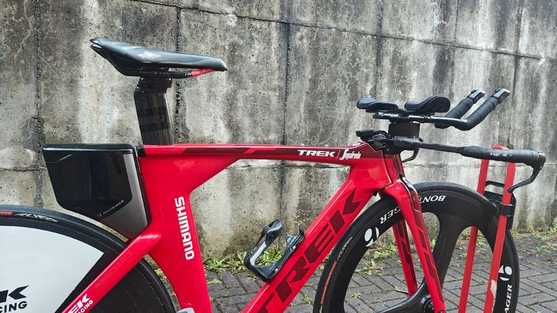 Used Trek Speed Concept 9.9 2017 2017 Road & Gravel, Red — image 3 of 8