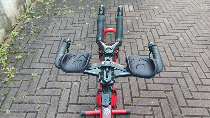 Used Trek Speed Concept 9.9 2017 2017 Road & Gravel, Red — image 6 of 8
