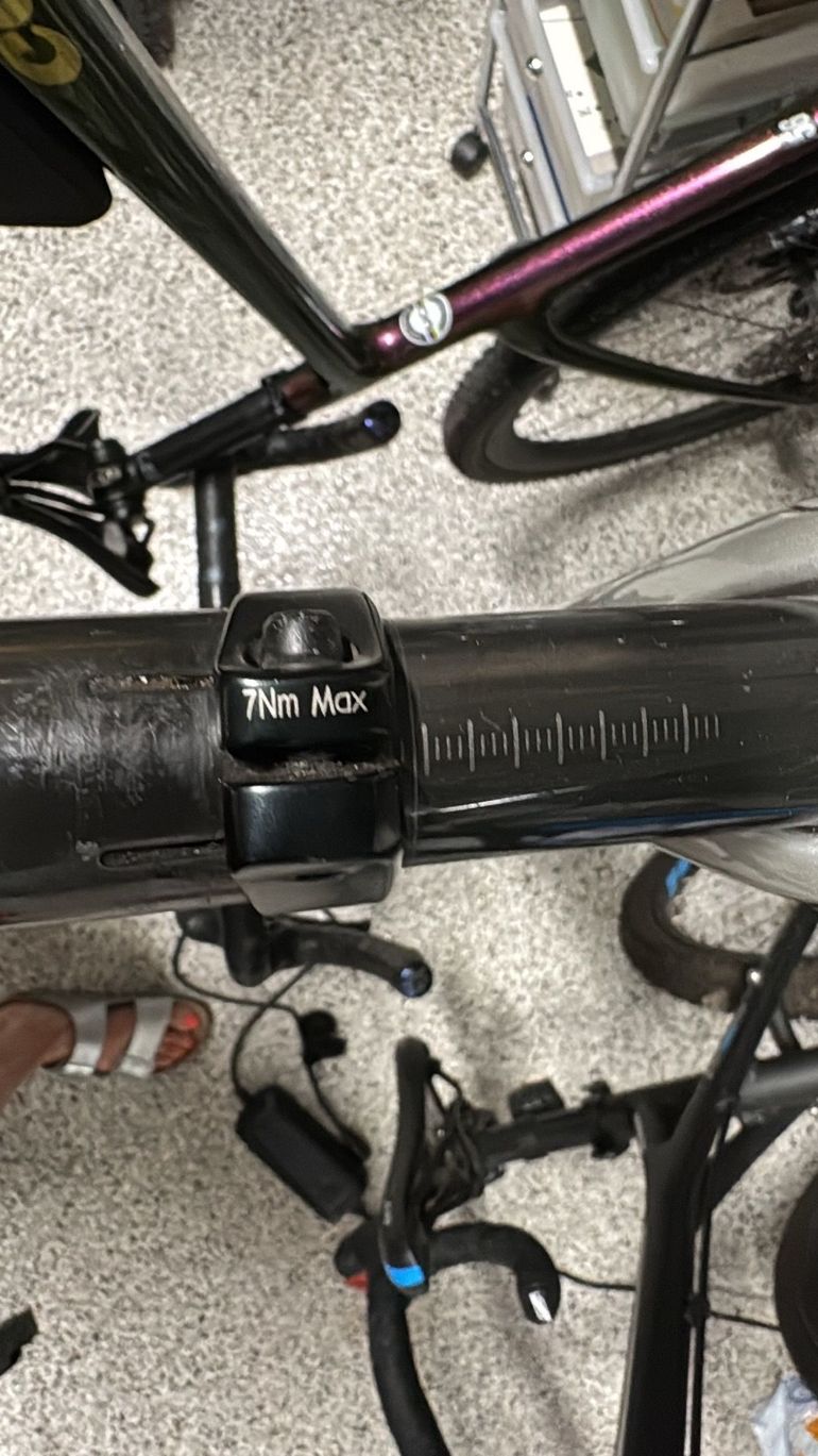 Used Trek SL 5 Disc 2017 Road & Gravel, Light Gray — image 6 of 7
