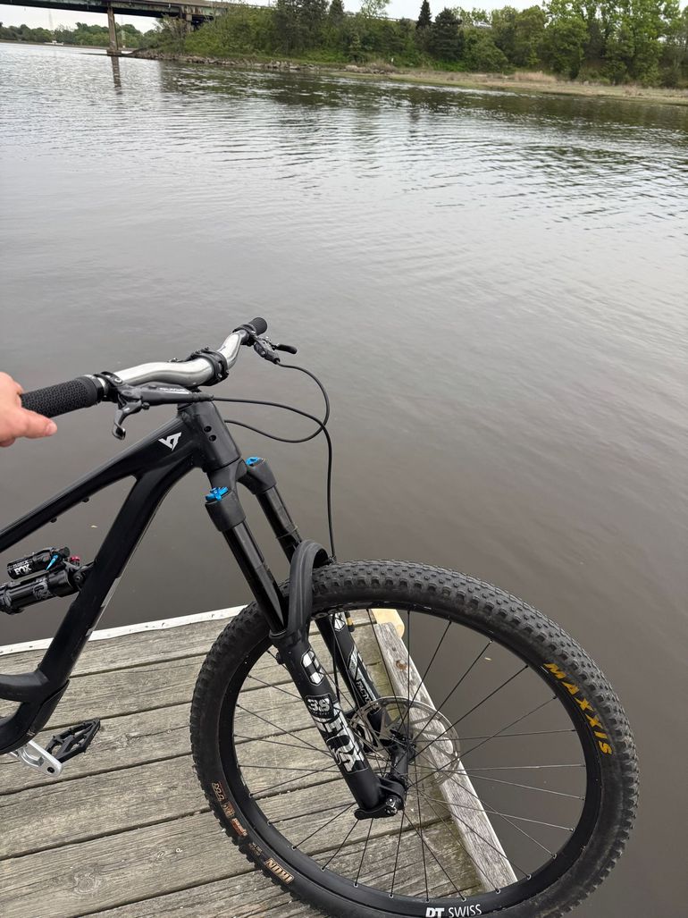 Used YT Industries Capra CORE 2 29 2022 2022 Mountainbike, Black, 29 — image 4 of 4