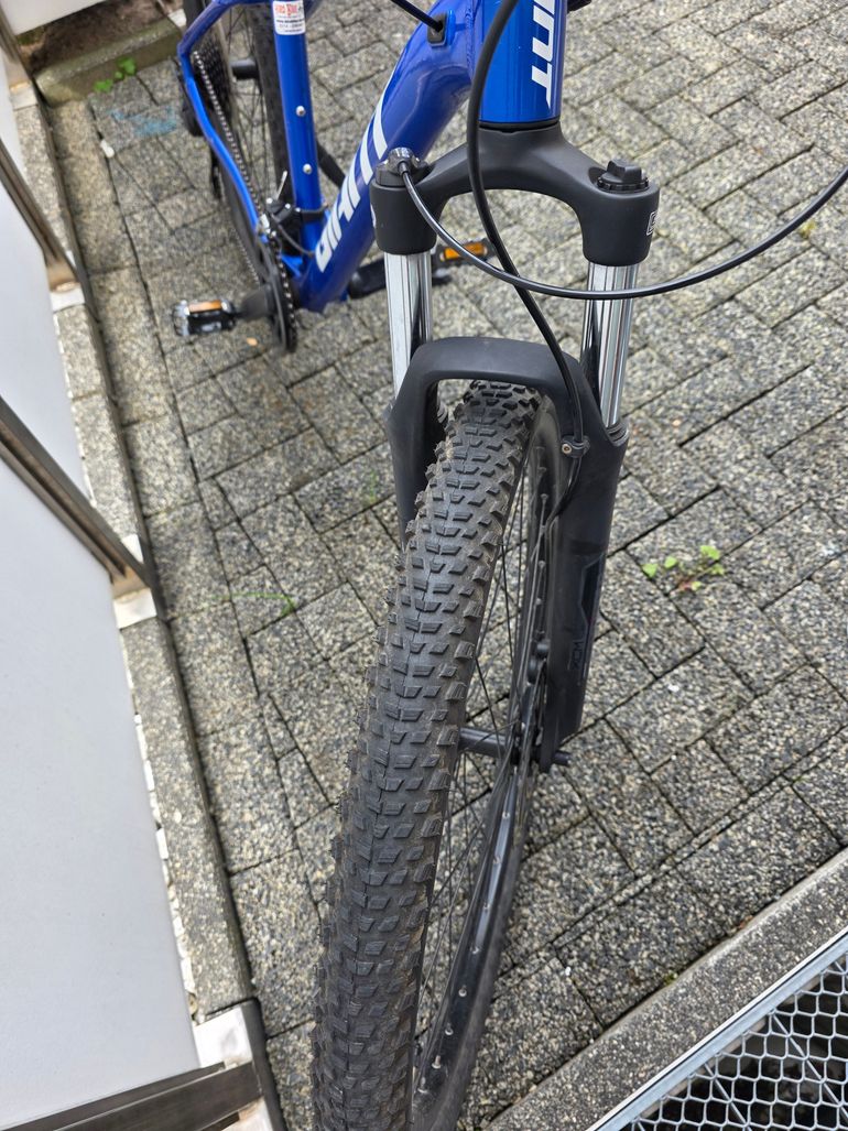 Used Giant Talon 3 2021 2021 Mountainbike — image 7 of 12