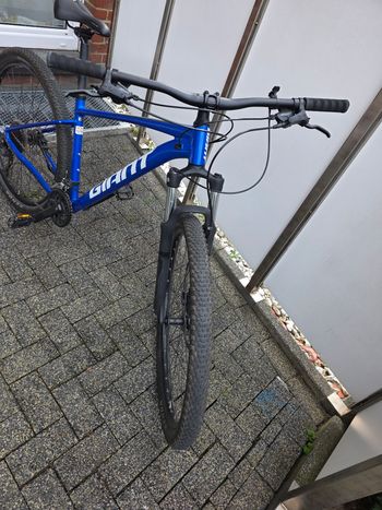 Used Giant Talon 3 2021 2021 Mountainbike — image 3 of 12