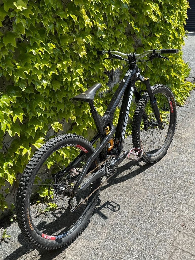 Used Propain SPINDRIFT 4 CF 27.5 Highend 2024 2024 Mountainbike, Schwarz, 27.5 — image 2 of 13
