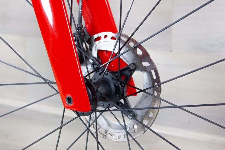 Used Trek Madone SL 6 2022 Road & Gravel, Red — image 11 of 16