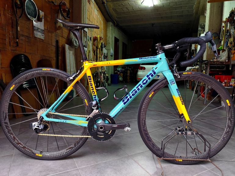 Used Bianchi Specialissima SRAM Red eTap 2018 Road & Gravel — image 1 of 9
