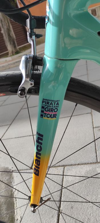 Used Bianchi Specialissima SRAM Red eTap 2018 Road & Gravel — image 2 of 9