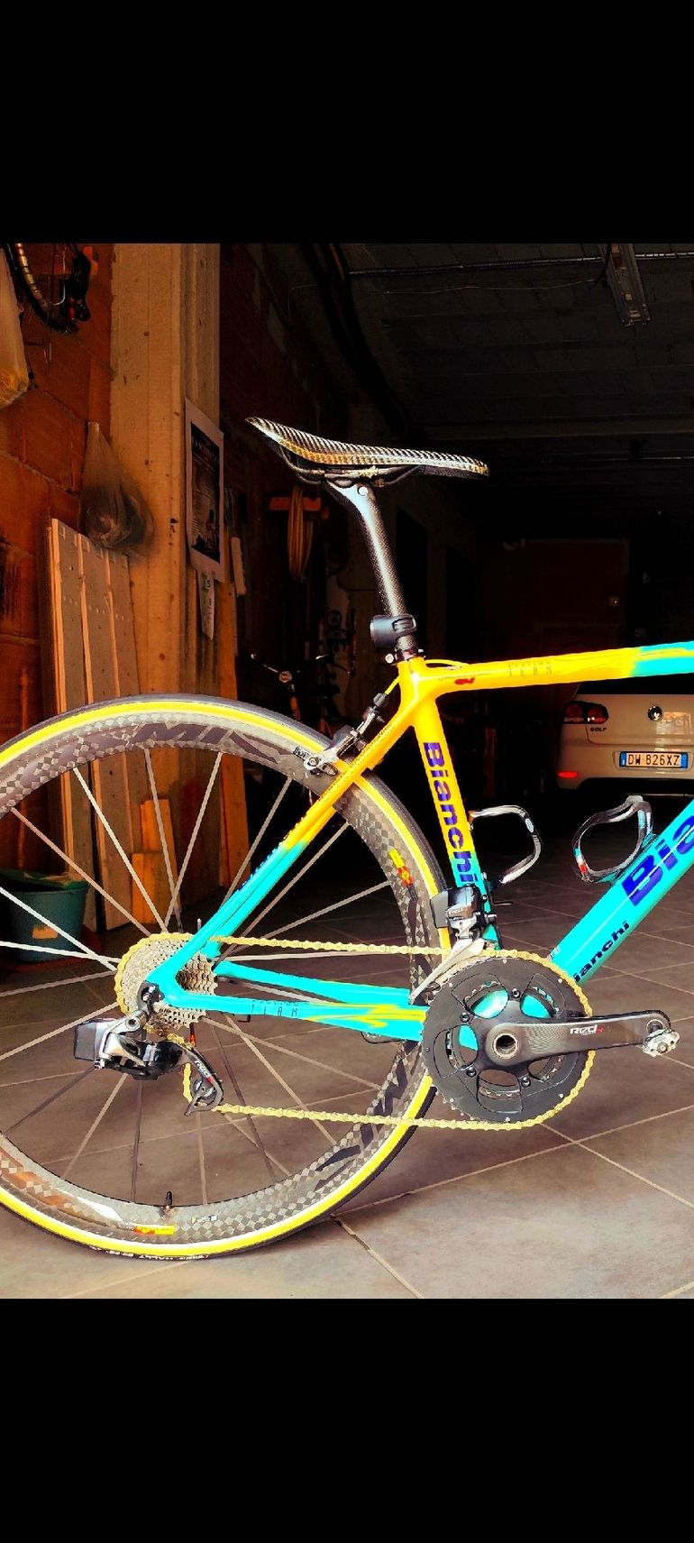 Used Bianchi Specialissima SRAM Red eTap 2018 Road & Gravel — image 3 of 9
