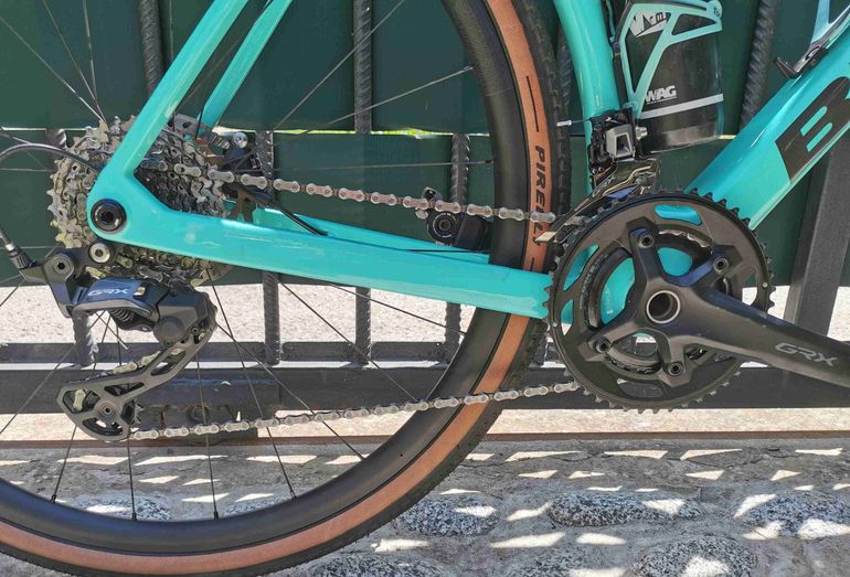 Used Bianchi Impulso COMP GRX 610 disc 2026 2026 Road & Gravel, Grün — image 3 of 10