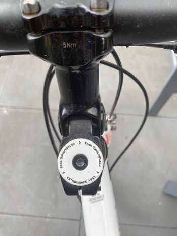 Used CUBE Peleton 2018 Road & Gravel, White — image 5 of 6