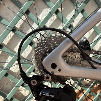 Used Trek Emonda Shimano 105 2025 Road & Gravel — image 8 of 8