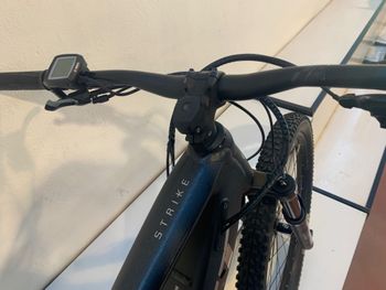 Used Scott Strike eRIDE 930 2022 2022 Mountainbike, Schwarz, 29 — image 7 of 15
