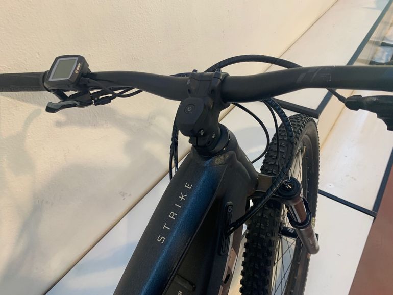 Used Scott Strike eRIDE 930 2022 2022 Mountainbike, Schwarz, 29 — image 7 of 15