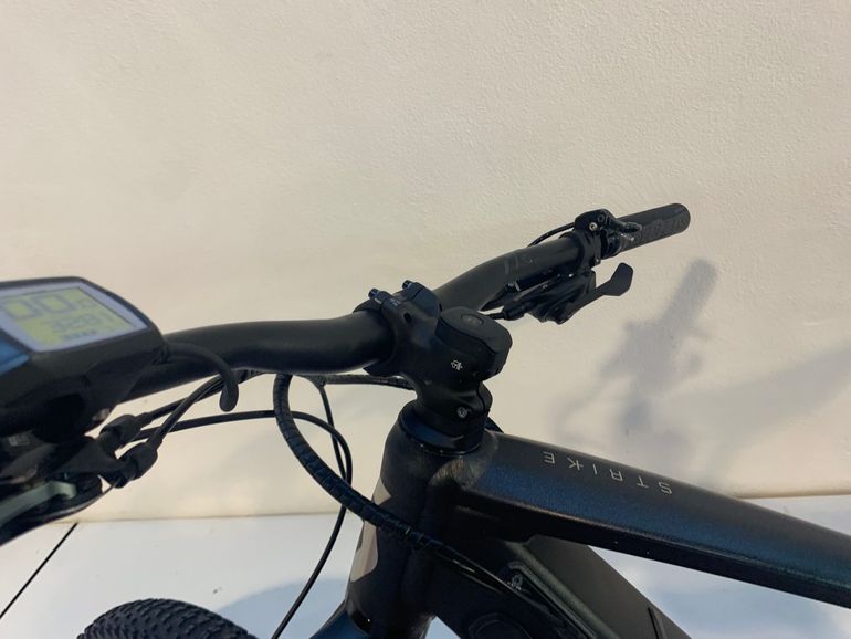 Used Scott Strike eRIDE 930 2022 2022 Mountainbike, Schwarz, 29 — image 13 of 15