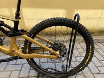 Used Orbea RALLON M20 2022 2022 Mountainbike — image 4 of 13