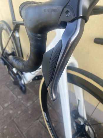 Used Canyon Ultimate CF SL 8 Aero 2023 2023 Road & Gravel, White — image 8 of 10