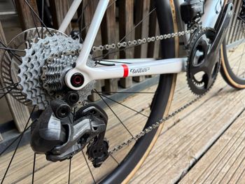 Used Wilier Verticale SLR CAMPAGNOLO SUPER RECORD WIRELESS 2X12S 2025 2025 Road & Gravel — image 4 of 6