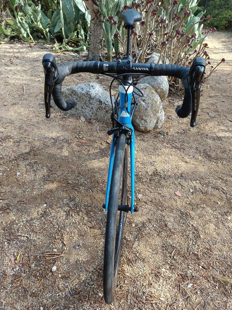 Used Canyon Aeroad CF SL 7.0 2019 2019 Road & Gravel — image 3 of 6
