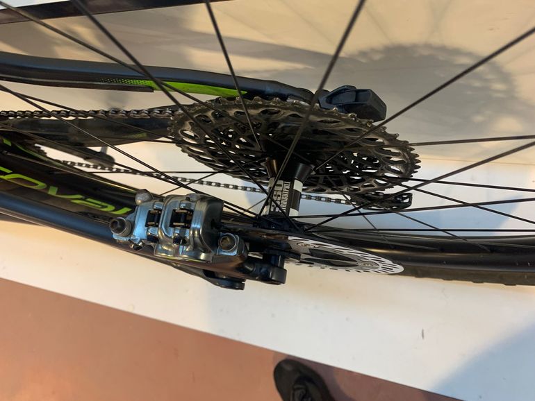 Used Specialized Men's Turbo Levo Expert 2019 2019 Mountainbike — image 11 of 11