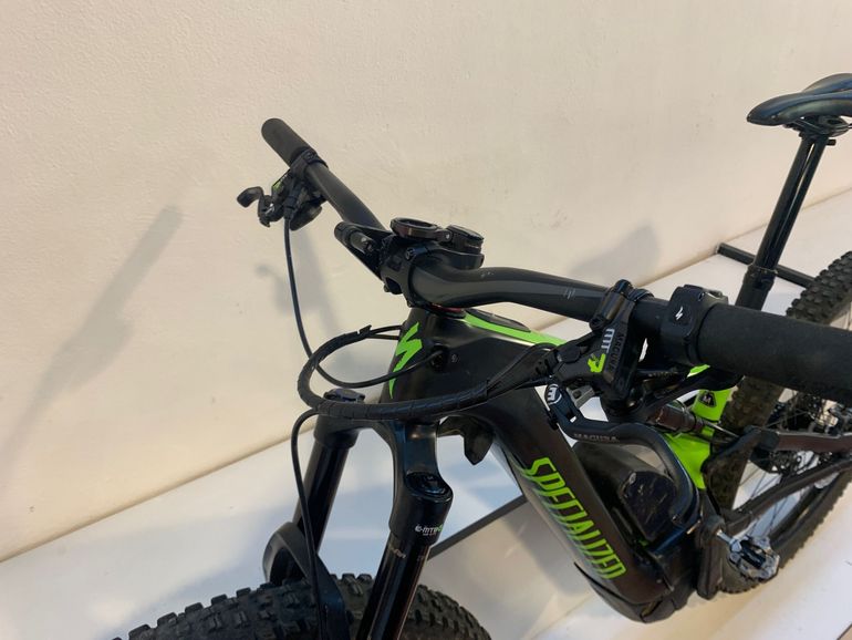 Used Specialized Men's Turbo Levo Expert 2019 2019 Mountainbike — image 9 of 11