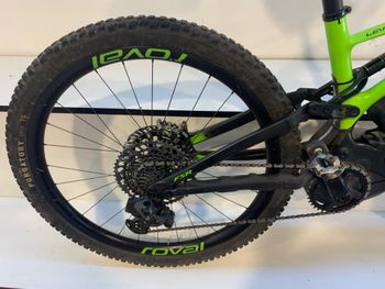 Used Specialized Men's Turbo Levo Expert 2019 2019 Mountainbike — image 2 of 11