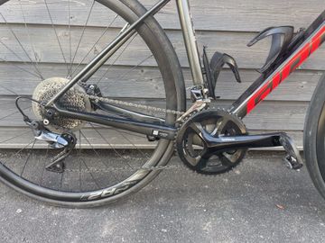 Giant Defy, Advanced 1 2021 2021 Road & Gravel usato, Grigio chiaro — immagine 3 di 4