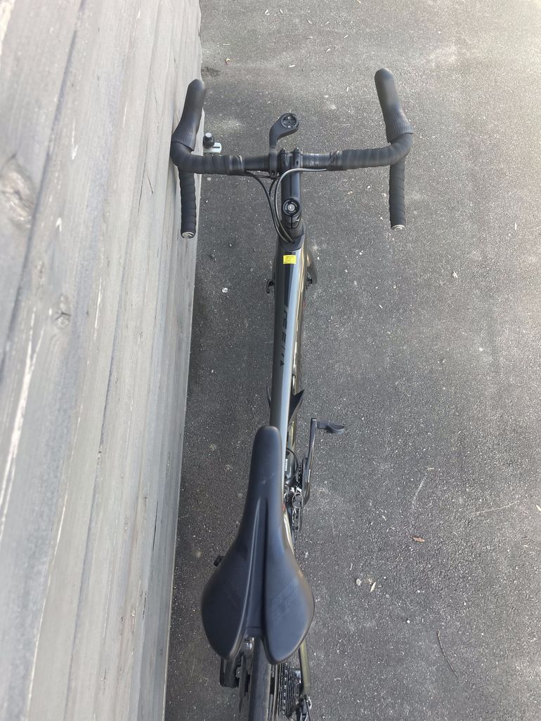 Used Giant Defy, Advanced 1 2021 2021 Road & Gravel, Hellgrau — image 4 of 4