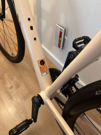 Used Canyon Grail 7 2022 2022 Road & Gravel, White — image 7 of 9