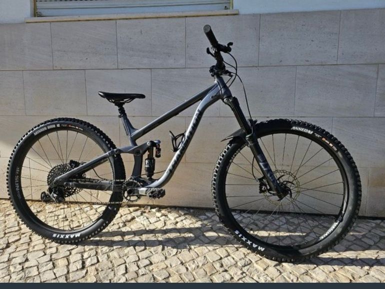 Used Transition SENTINEL ALLOY COMPLETE GX 2019 2019 Mountainbike — image 1 of 7
