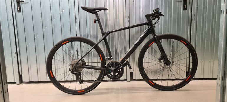 Used Canyon Roadlite Shimano 105 2020 Road & Gravel, Nero — image 1 of 3