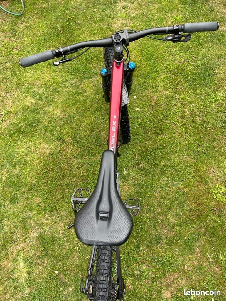 Used Trek Trek Fuel Ex 8 2022 Mountainbike — image 2 of 11