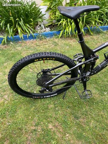 Used Trek Trek Fuel Ex 8 2022 Mountainbike — image 3 of 11
