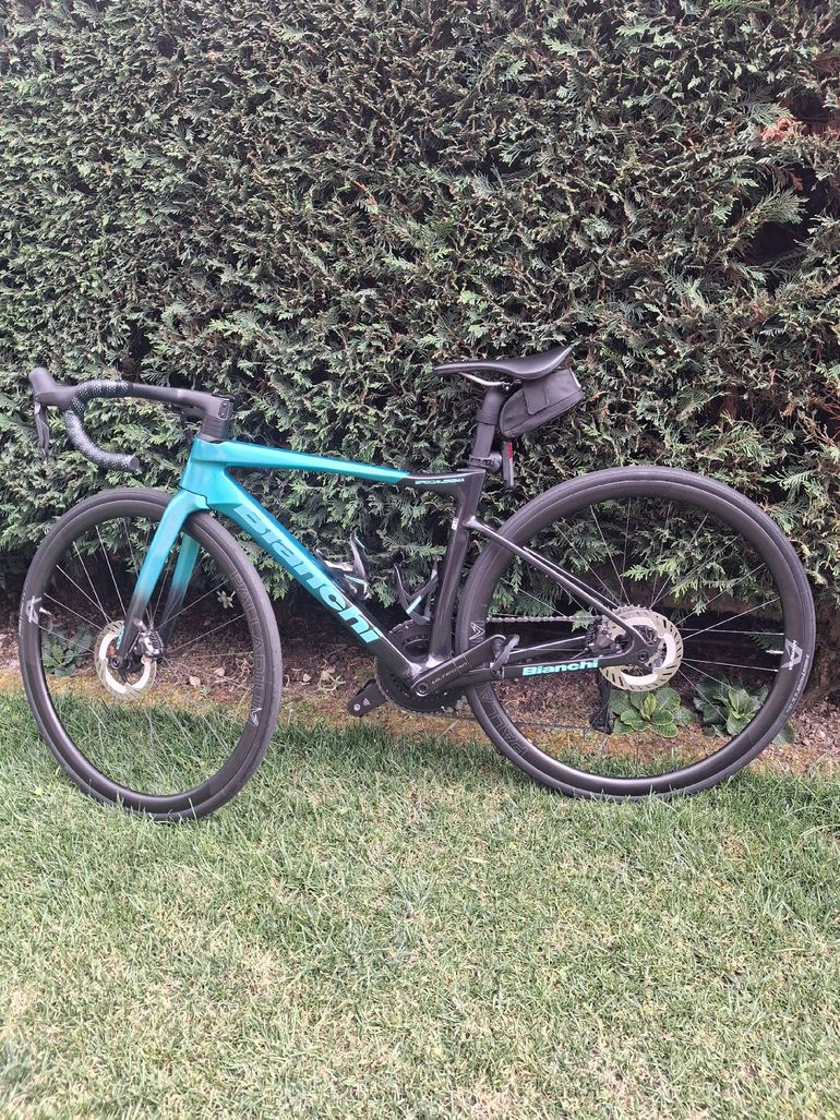 Used Bianchi Specialissima COMP Ultegra Di2 2025 2025 Road & Gravel, Blue — image 6 of 6