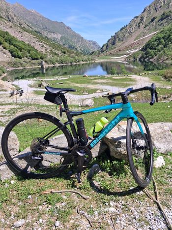 Used Bianchi Specialissima COMP Ultegra Di2 2025 2025 Road & Gravel, Blue — image 3 of 3