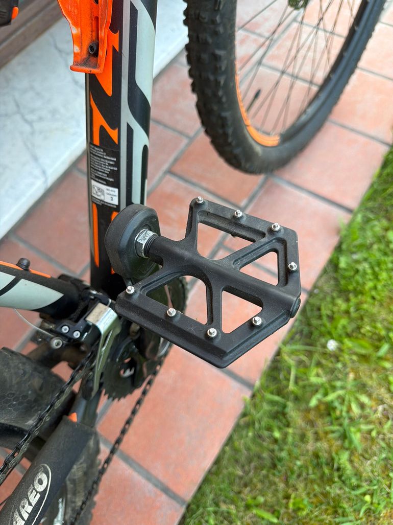 Used Scott Aspect Shimano Deore XT 2017 Mountainbike, Black — image 5 of 6