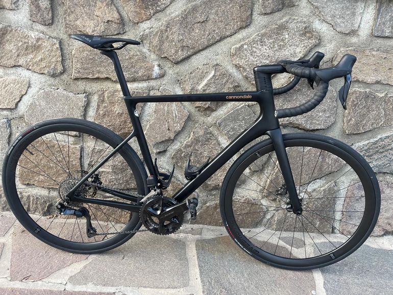 Used Cannondale SuperSix EVO Shimano 105 Di2 2023 Road & Gravel, Negro — image 1 of 8