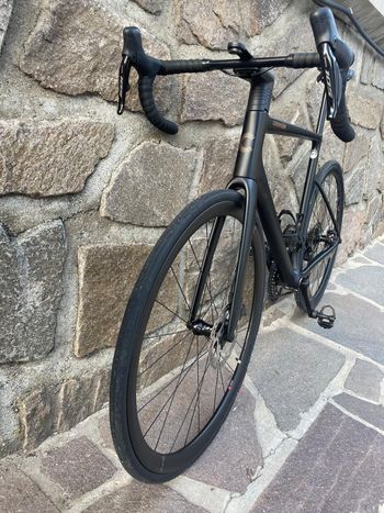 Used Cannondale SuperSix EVO Shimano 105 Di2 2023 Road & Gravel, Negro — image 8 of 8