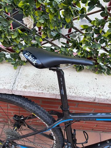 Used Kona Kahuna SRAM Red eTap 2012 Mountainbike, Purple — image 2 of 6