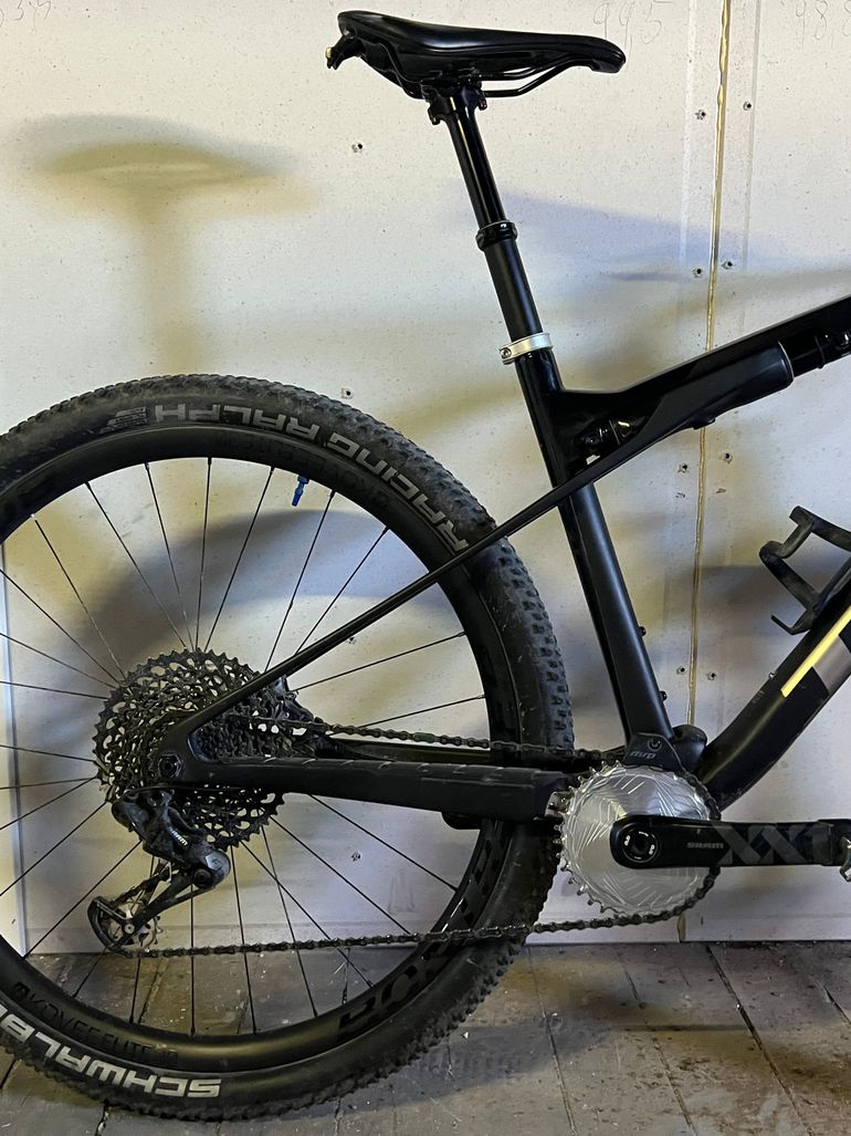 Used Trek Supercaliber 9.8 GX Gen 1 2021 2021 Mountainbike, Schwarz, 29 — image 2 of 8
