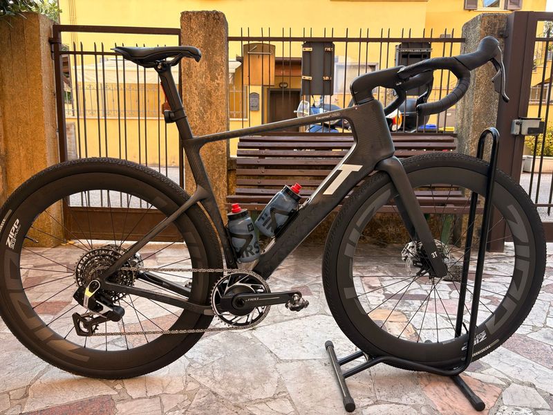 Brugt 3T RACEMAX SRAM Red eTap AXS 2026 Road & Gravel