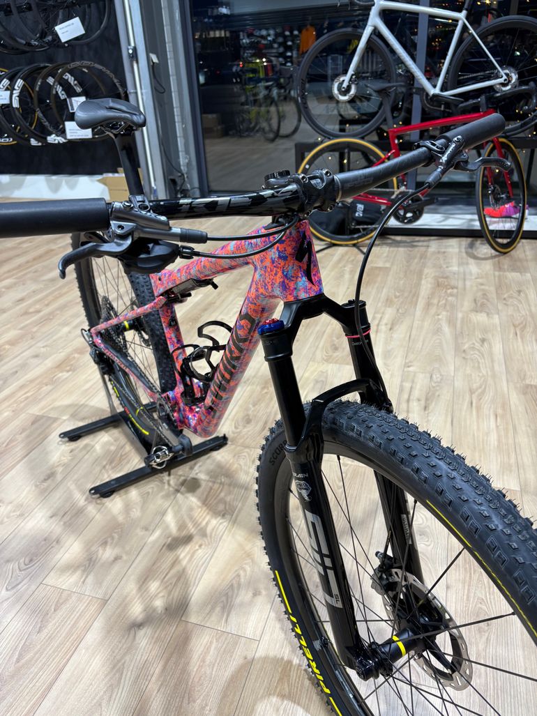 Used Specialized S-Works Epic World Cup 2025 2025 Mountainbike — image 3 of 3